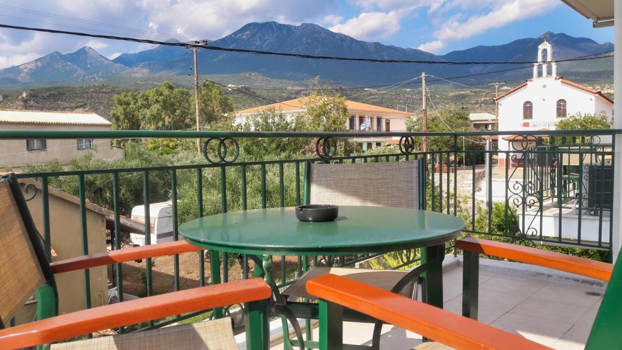 Vasiliki Apartments Stoúpa Esterno foto