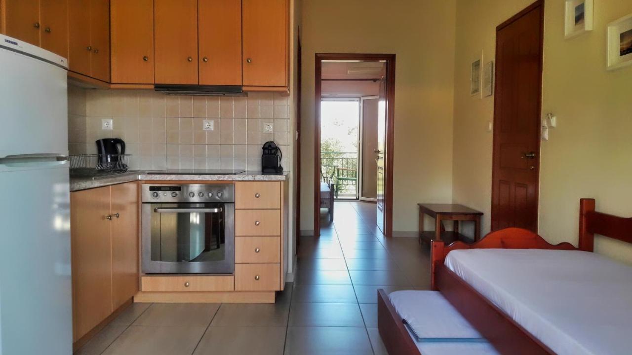 Vasiliki Apartments Stoúpa Esterno foto