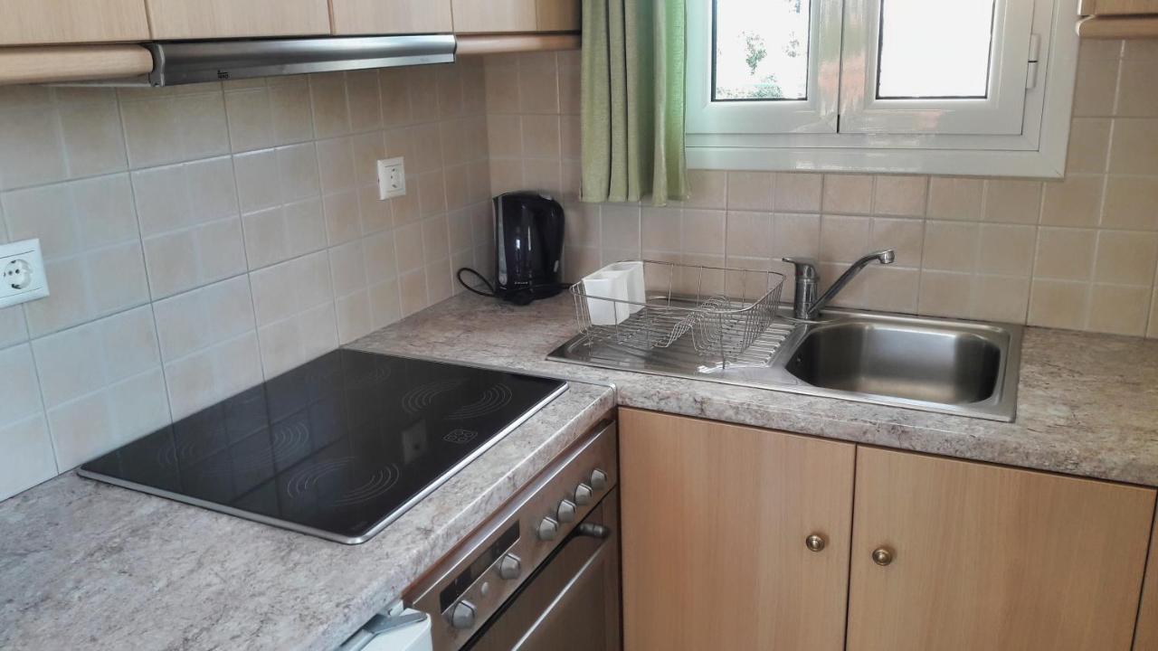 Vasiliki Apartments Stoúpa Esterno foto